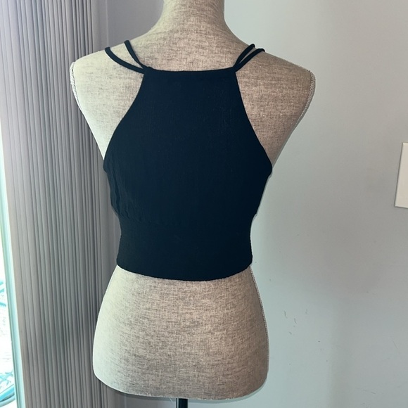 Forever 21 Floral Embroidered Cropped Cami size Large - Picture 5 of 6